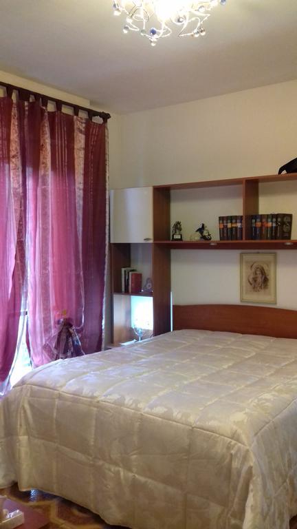 Appartamento Con Giardino Privato Santo Stefano al Mare Exterior photo